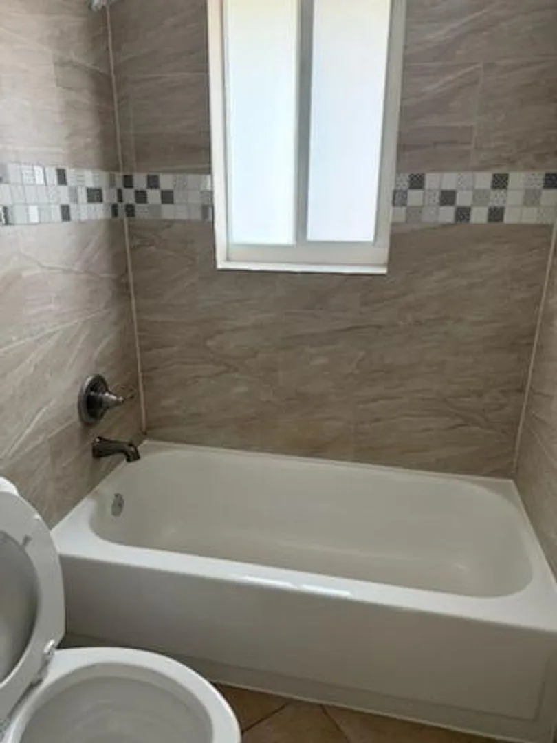 OCEAN PARK SOUTH APARTMENTS 2861 S. SEACREST BLVD BOYNTON BEACH, FL 33435 — Photo 4