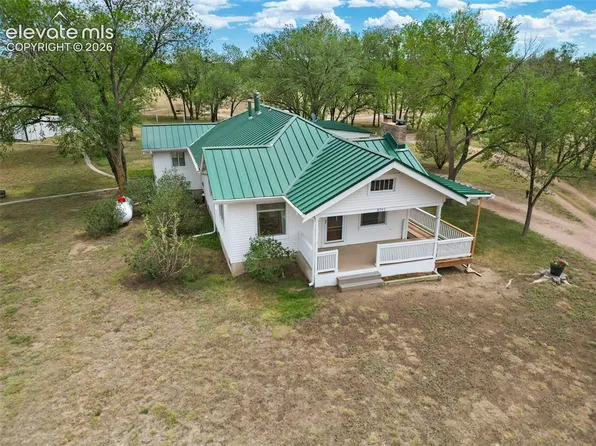 8295 Ingle Ln, Fountain, CO 80817