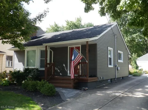 7160 Brecksville Rd, Independence, OH 44131