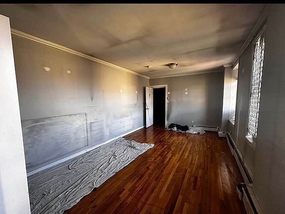 2nd image of 211 W 146th St #61D