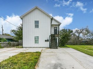 4405 Mallow St, Houston, TX 77051