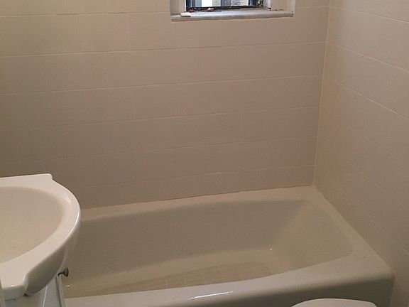 5th image of 2531 31st Ave #2