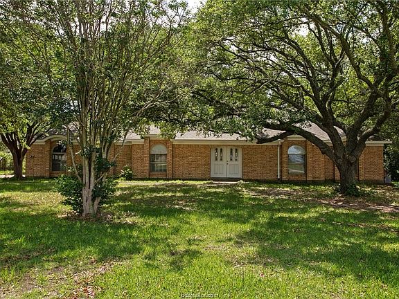 2nd image of 4224 Deerfield Dr