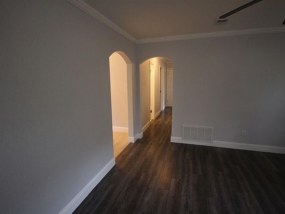 4th image of 5700 Ventura Ln