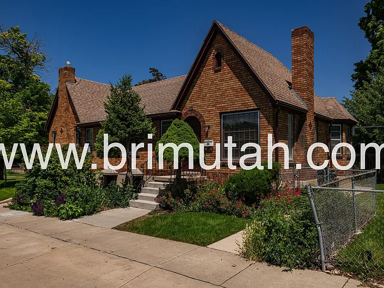 753 E Princeton Ave — Photo 17