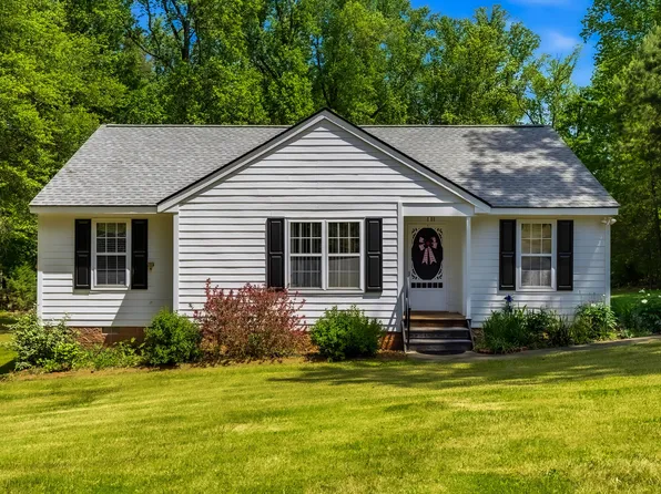 129 Bristol Ct, Youngsville, NC 27596