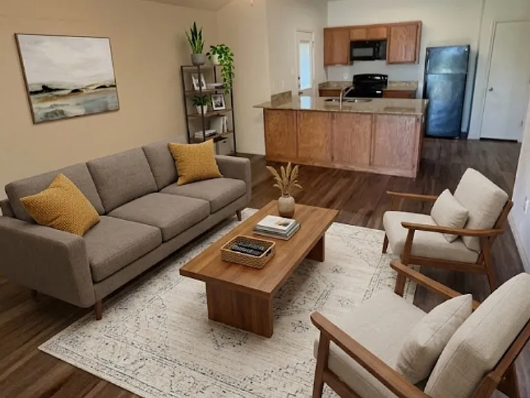803 Eastland Dr #A — Photo 2