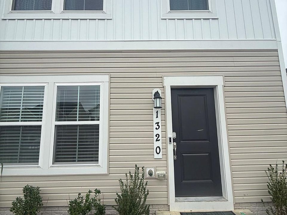 2nd image of 1320 Red Clover Ln
