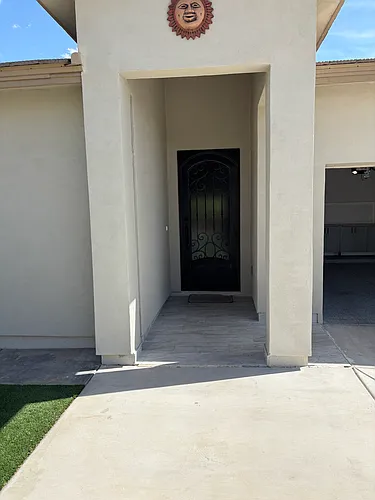 6327 E Dixileta Dr Photo 1