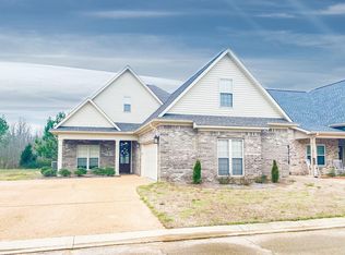 139 Silvertree Xing, Tupelo, MS 38801