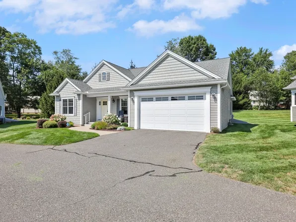 12 Sandalwood Dr #12, Wilbraham, MA 01095
