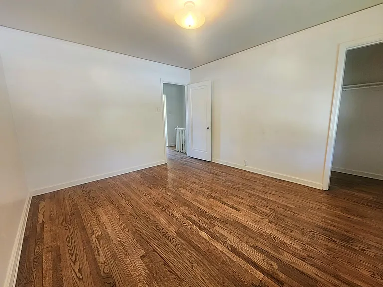 2038 N Grand Ave — Photo 9