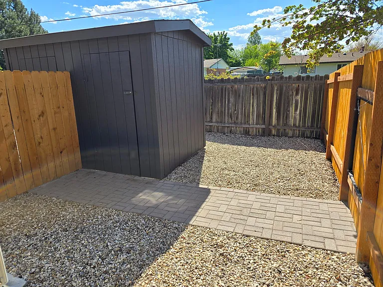 1117 N Adams St — Photo 19