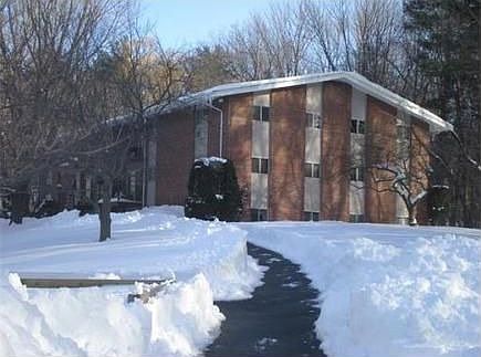 1st image of 14 Longwood Dr APT 4