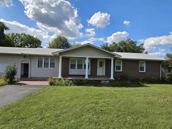 103 Claude Capps Rd, Greenfield, TN 38230