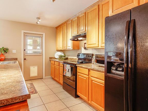 4th image of 4346 W Desert Cove Ave
