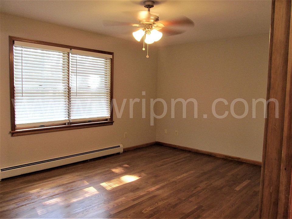 13 Mossy Ln, Saylorsburg, PA 18353 Zillow