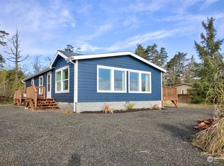 529 Duck Lake Dr NE, Ocean Shores, WA