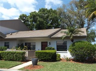 210 Michaels Cir, Oldsmar, FL 34677