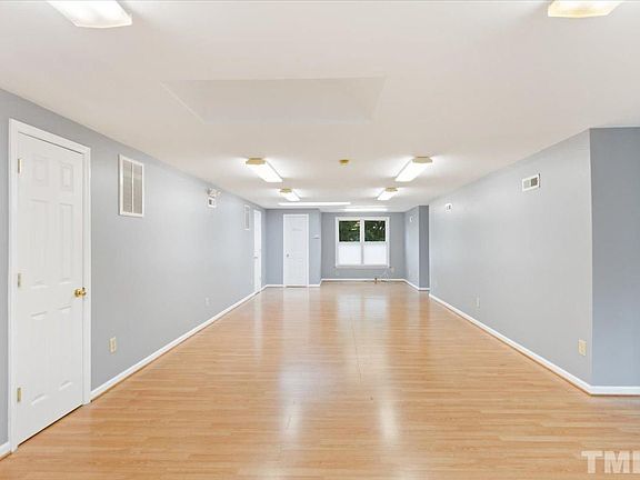 4th image of 200 N Churton St #2