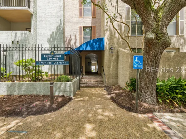 6 Lighthouse Ln APT 946, Hilton Head Island, SC 29928