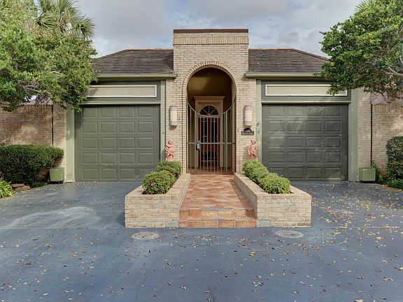 2nd image of 124 Karolwood Dr