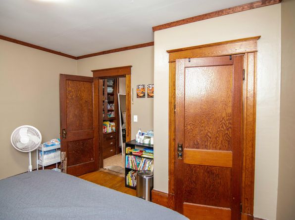 lewiston-maine-125392318 picture