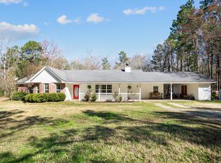 330 Lofton Rd, Huntington, TX 75949