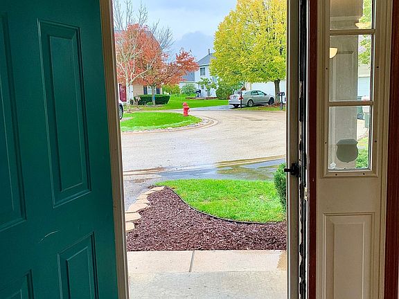 2nd image of 16 Dogwood Ct