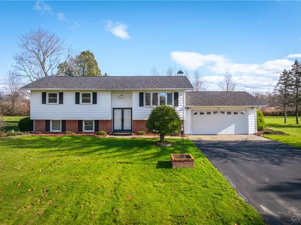 7448 Seifert Rd, Rome, NY 13440