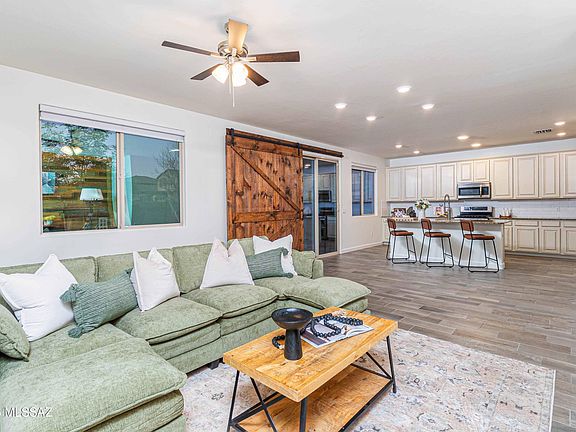 2nd image of 13533 N Vistoso Reserve Pl