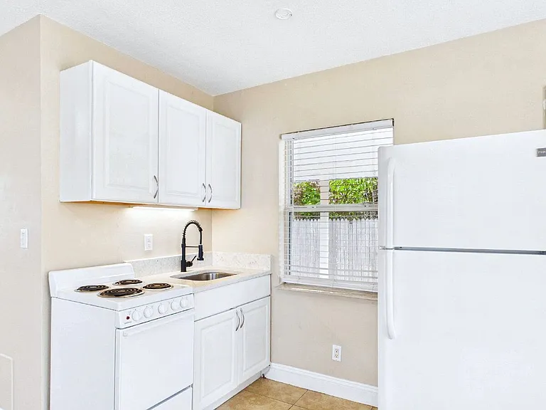 3815 1st Ave N #C — Photo 7