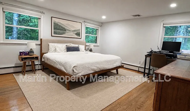 1 Cyr Cir — Photo 16