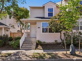 Meadowglen Condo, Vancouver, WA 98661