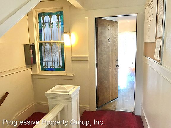 3rd image of 1664 Washington St #3