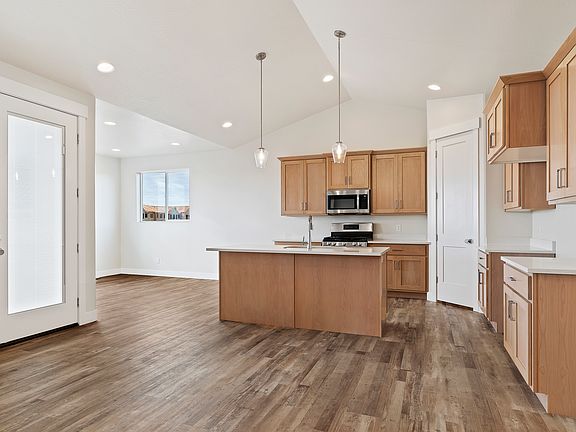 7th image of this home