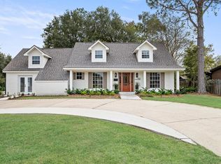 5585 Gladys Ave, Beaumont, TX 77706