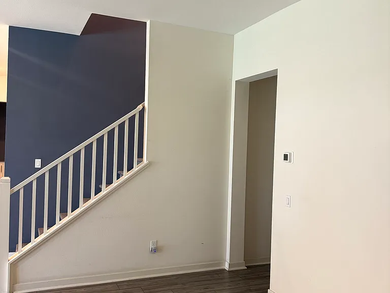 2592 E Embry Ln — Photo 19