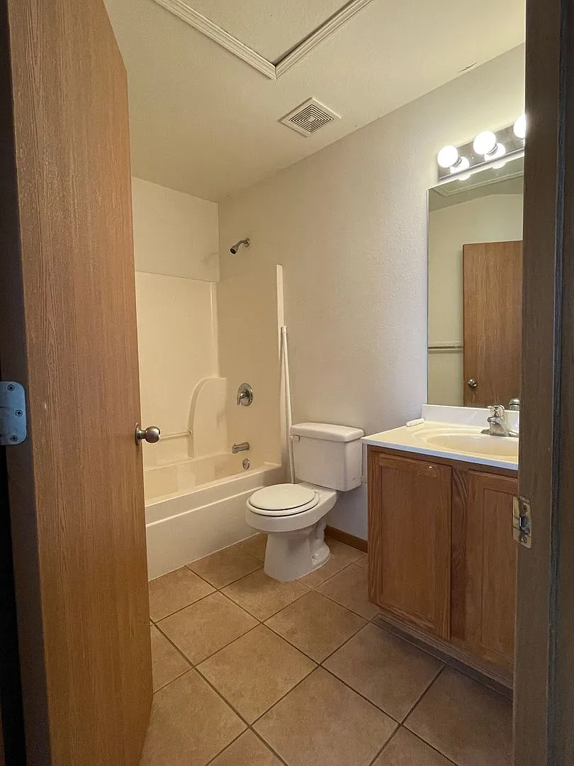 Cross Creek Villas — Photo 3