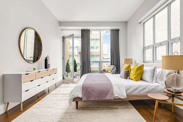 Sold by Compass | media 6