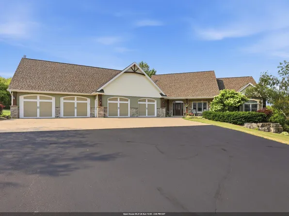 W7575 Schueler Ln, Shiocton, WI 54170