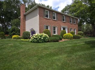 22575 Greenleaf Blvd, Elkhart, IN 46514