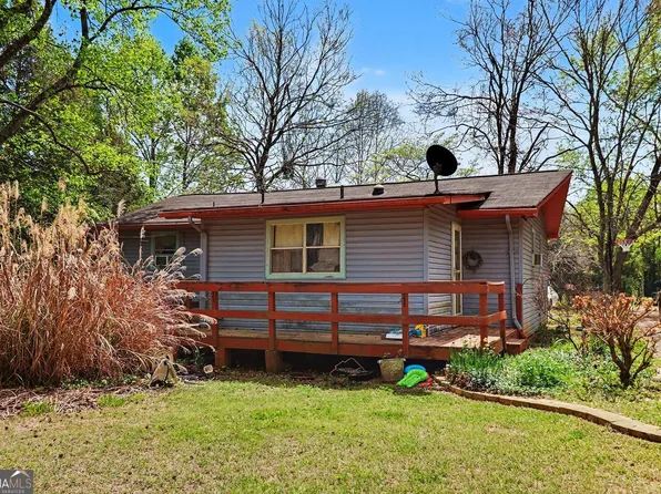 204 Adams Cir SE, Silver Creek, GA 30173
