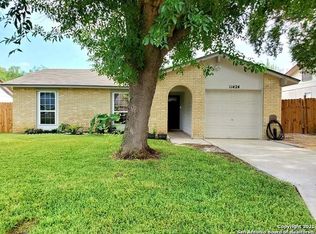 11424 Pine Mesa Dr, San Antonio, TX 78245