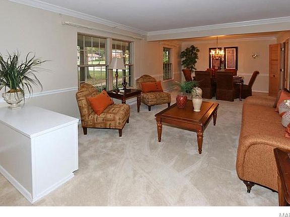 3rd image of 10007 Courtwick Cir
