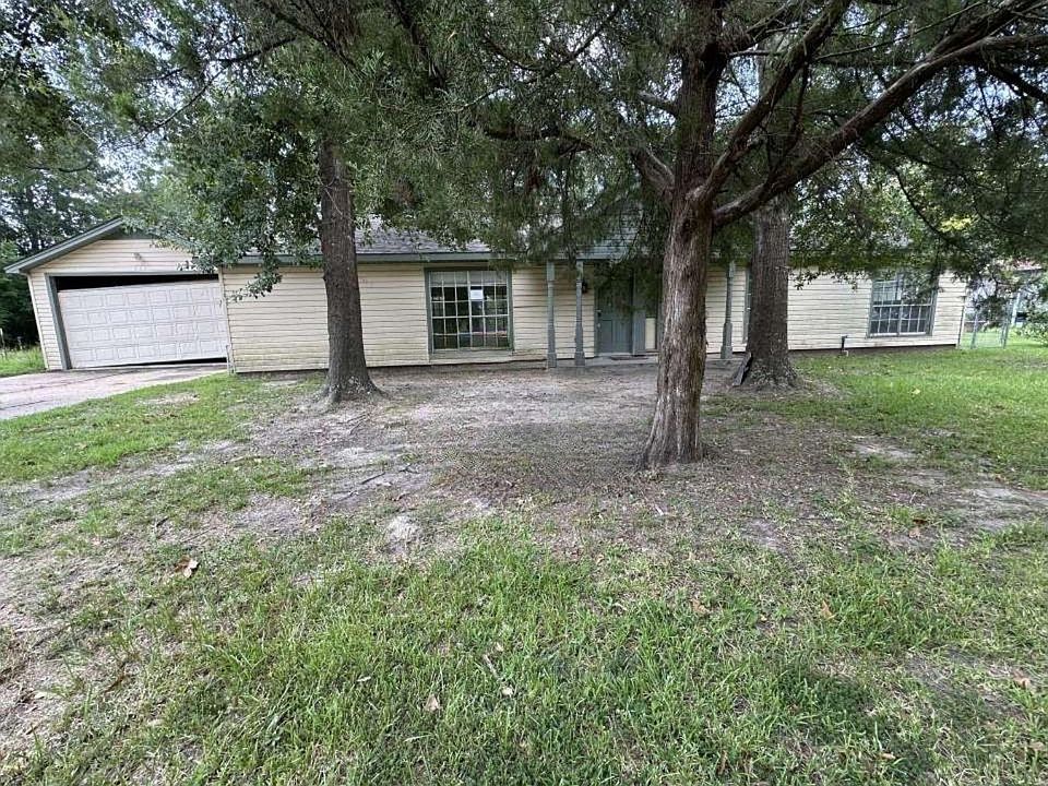 1st image of 537 Tree Harbor Dr