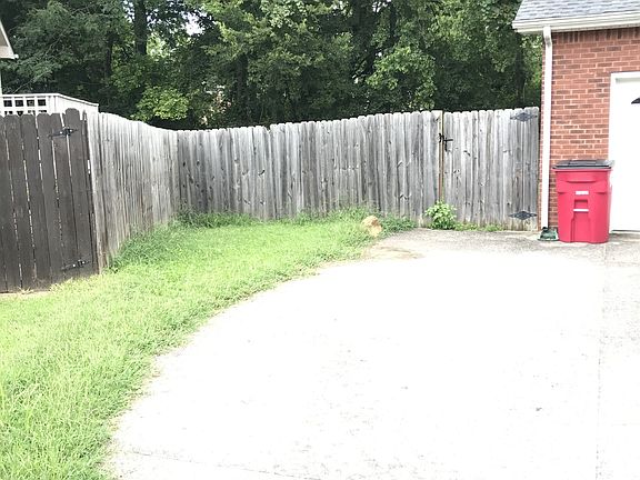 2nd image of 364 Maple Park Dr