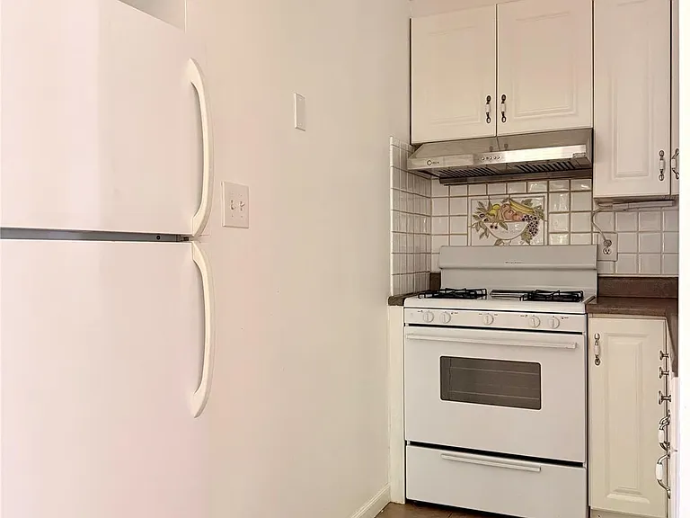 21618 39th Ave #1 — Photo 7