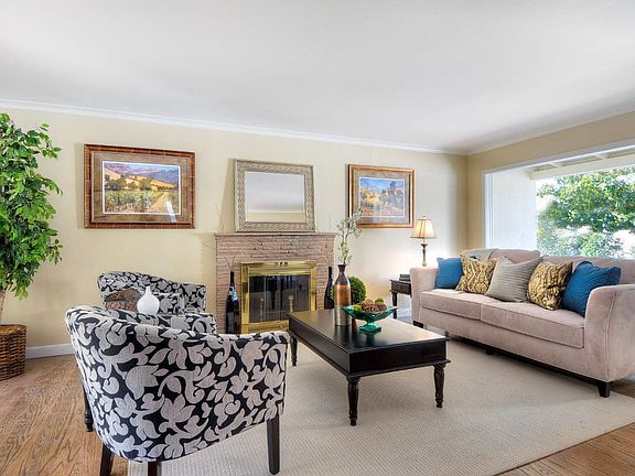 3rd image of 209 W 39th Ave