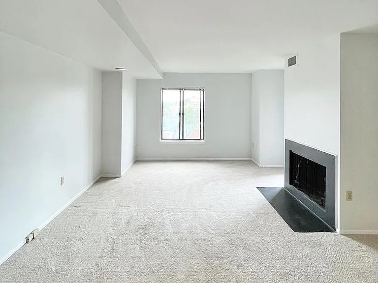 1600 Prince St #605 — Photo 10